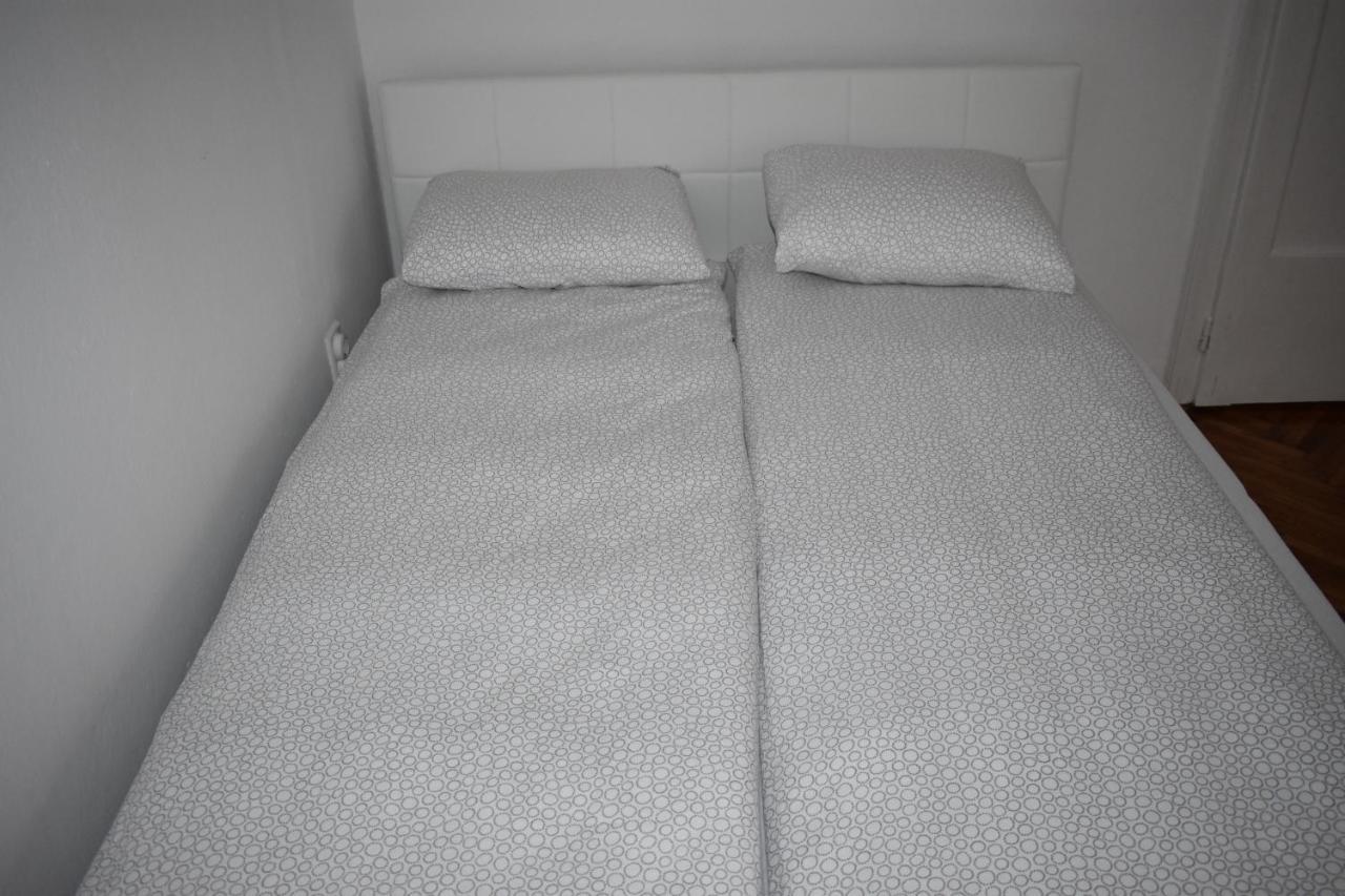 De Lux Apartment & Rooms Emilia Banja Luka Kültér fotó