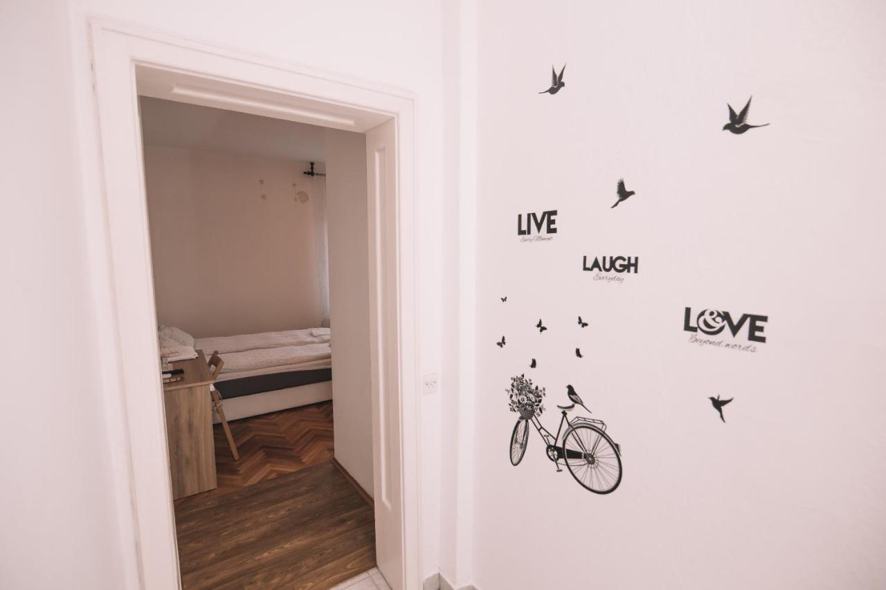 De Lux Apartment & Rooms Emilia Banja Luka Kültér fotó