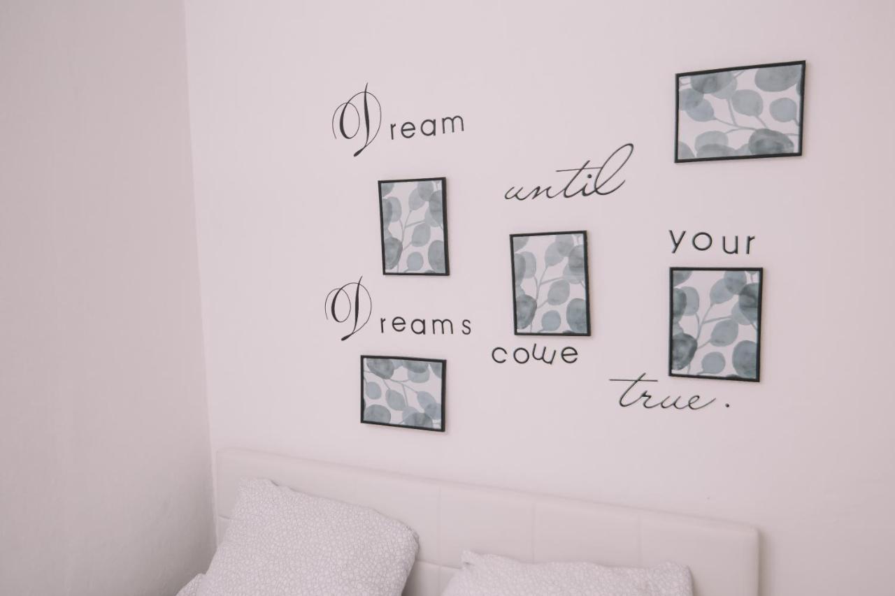 De Lux Apartment & Rooms Emilia Banja Luka Kültér fotó