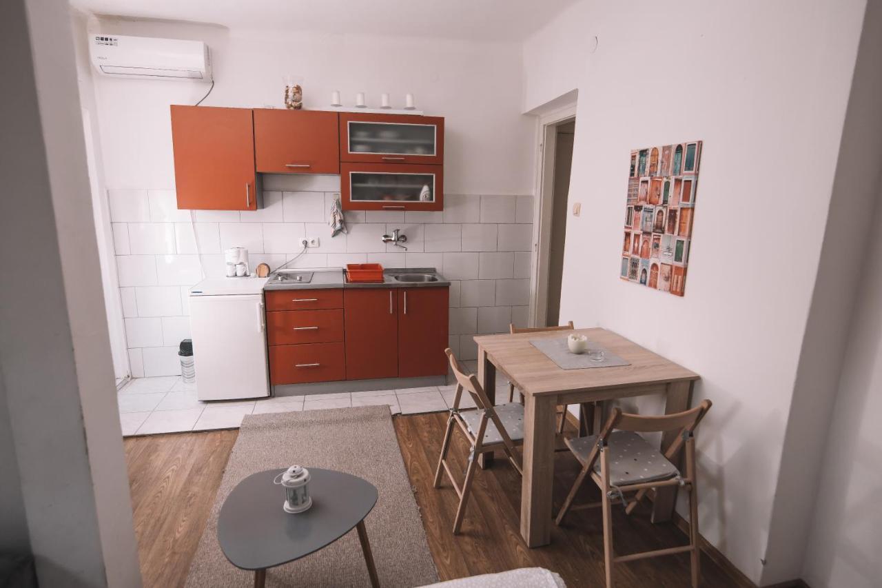 De Lux Apartment & Rooms Emilia Banja Luka Kültér fotó